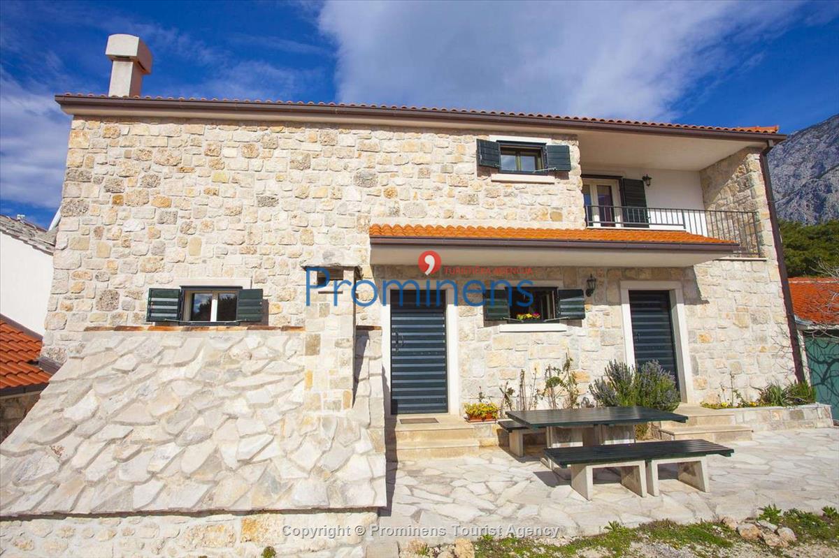 Ferienhaus Finestra mit Pool in  Tučepi an Makarska Riviera mit zwei Schlafzimmern-Kroatien -Familienurlaub 