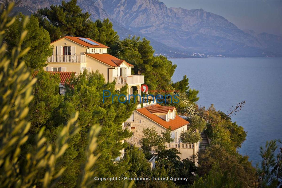 Villa Americano direkt am Strand in Pisak am Meer- Makarska Riviera Ideal fuer Familen mit Kindern