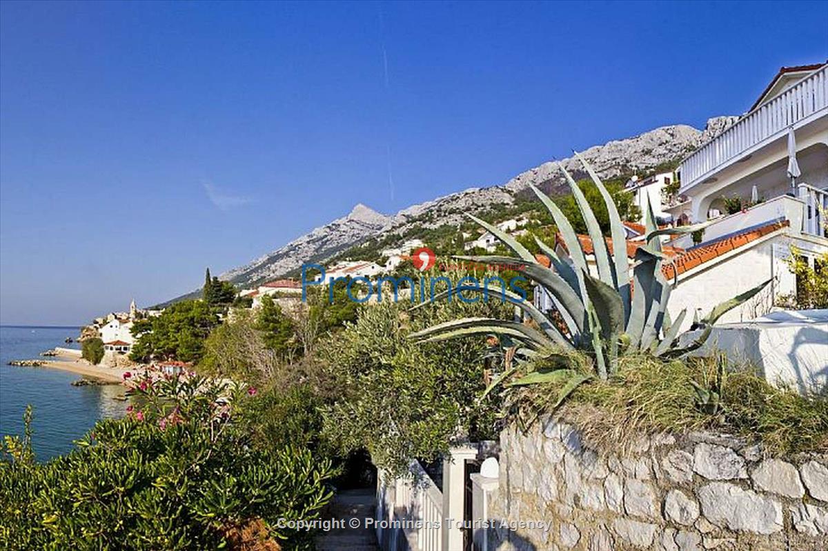 Villa Americano direkt am Strand in Pisak am Meer- Makarska Riviera Ideal fuer Familen mit Kindern