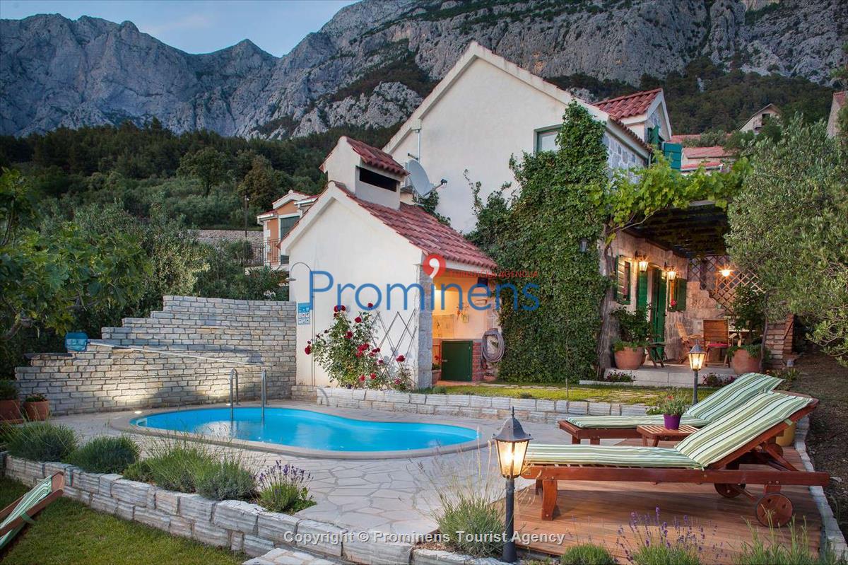 Ferienhaus Ela mit Meerblick in Puharići- Makarska- Kroatien - Perfekter Familienurlaub