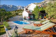 Ferienhaus Ela mit Meerblick in Puharići- Makarska- Kroatien - Perfekter Familienurlaub