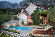 Holiday house Ela Makarska