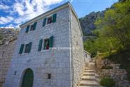 Steinhaus Fetiva mit Meerblick, Whirlpool und Sauna- ruhiger Lage ueber Makarska