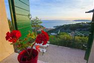 Steinhaus Fetiva mit Meerblick, Whirlpool und Sauna- ruhiger Lage ueber Makarska