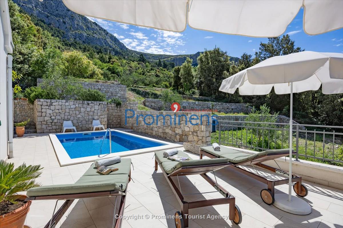 Ferienhaus Mely mit beheiztem Pool in Makarska - Panoramablick und Entspannung