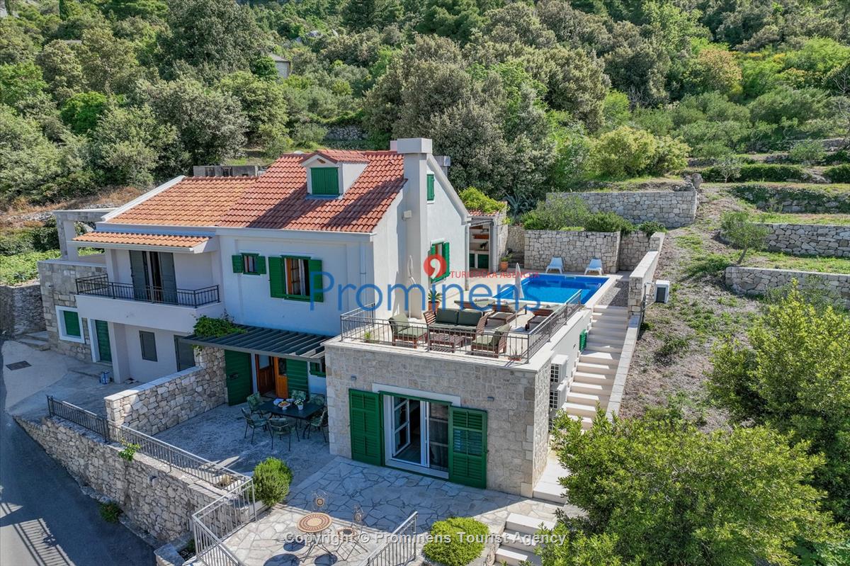 Ferienhaus Mely mit beheiztem Pool in Makarska - Panoramablick und Entspannung