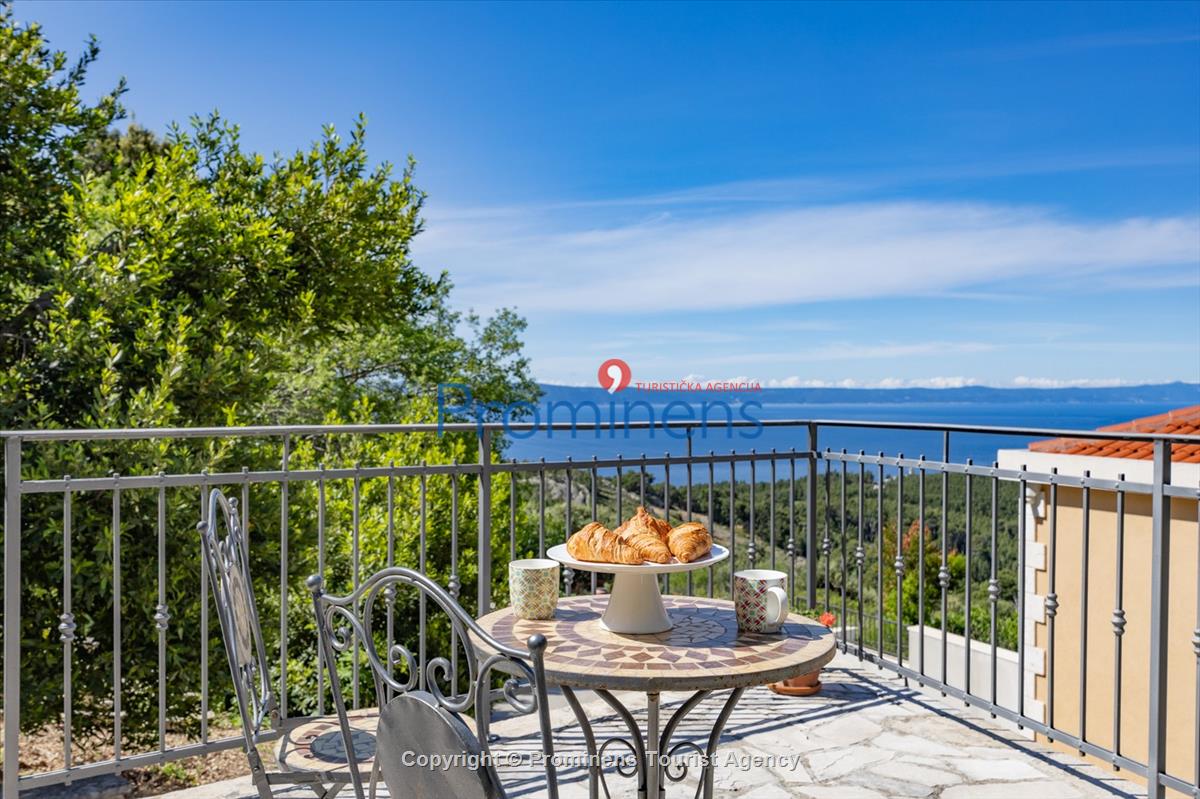 Ferienhaus Mely mit beheiztem Pool in Makarska - Panoramablick und Entspannung