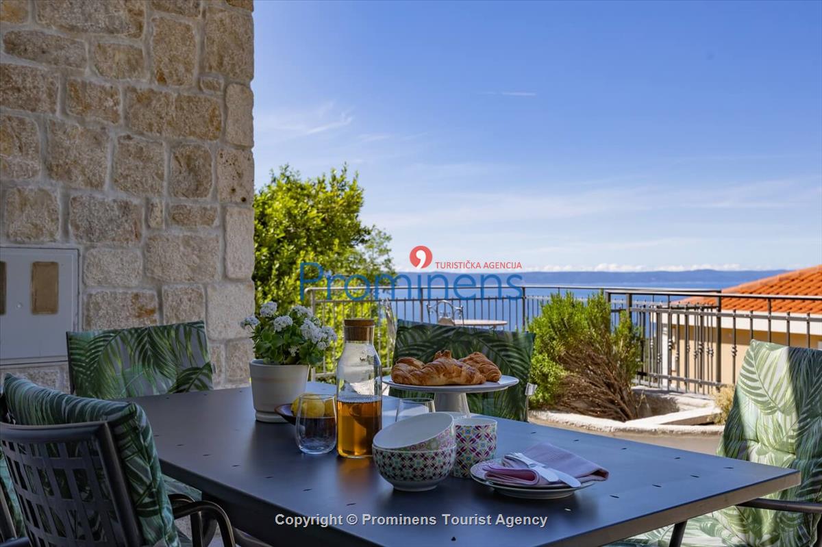 Ferienhaus Mely mit beheiztem Pool in Makarska - Panoramablick und Entspannung