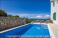 Ferienhaus Mely mit beheiztem Pool in Makarska - Panoramablick und Entspannung