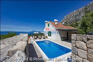 Ferienhaus Mely mit beheiztem Pool in Makarska - Panoramablick und Entspannung