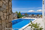 Ferienhaus Mely mit beheiztem Pool in Makarska - Panoramablick und Entspannung