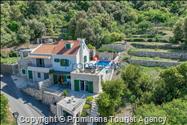 Ferienhaus Mely mit beheiztem Pool in Makarska - Panoramablick und Entspannung