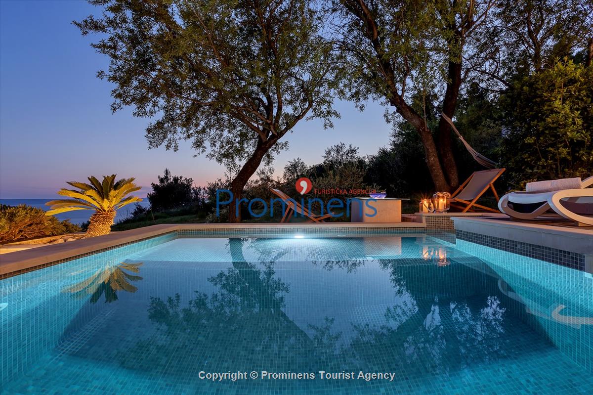 Ferienhaus mit Pool Villa Rita in Makarska - Kroatien im Naturpark Biokovo