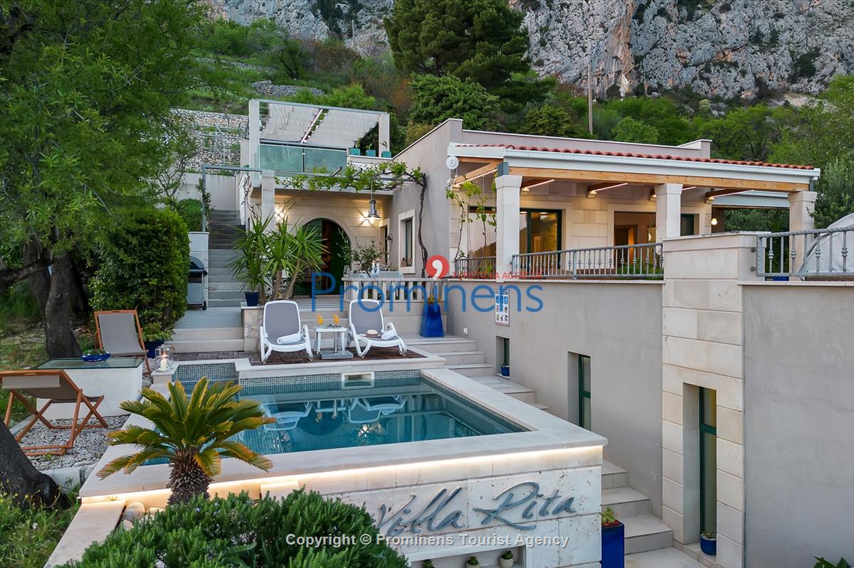 Villa Ritta with pool Makarska