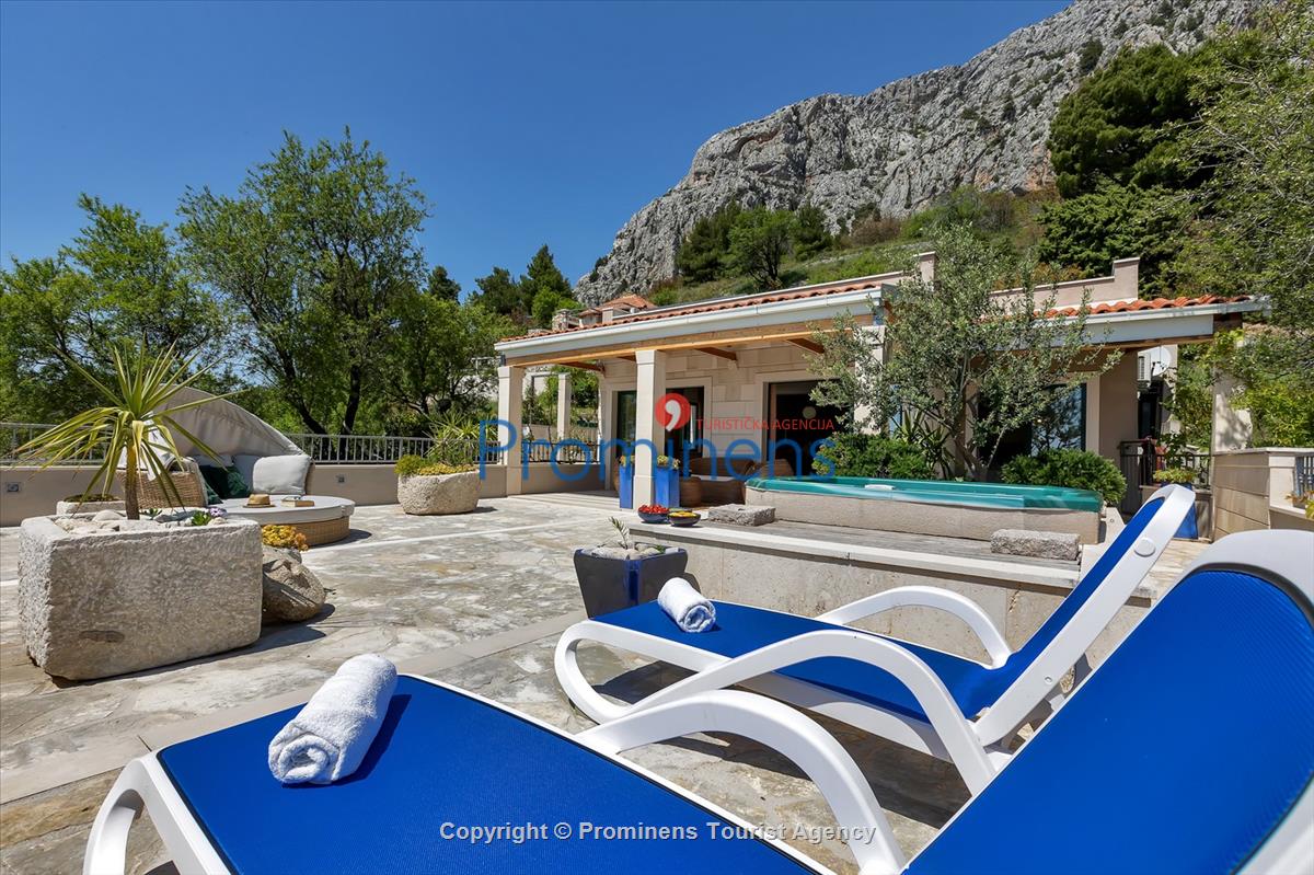 Villa Ritta with pool Makarska