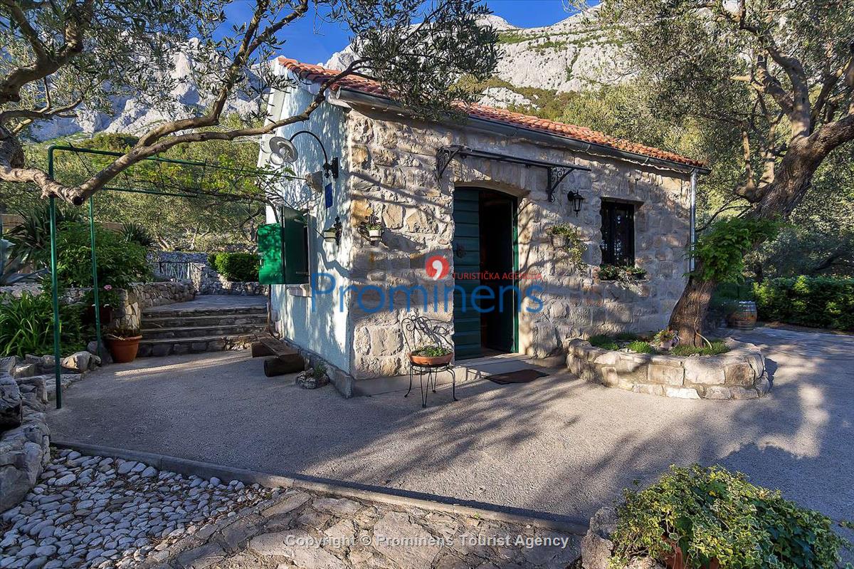 Ferienhaus Dora mit Whirlpool Makarska