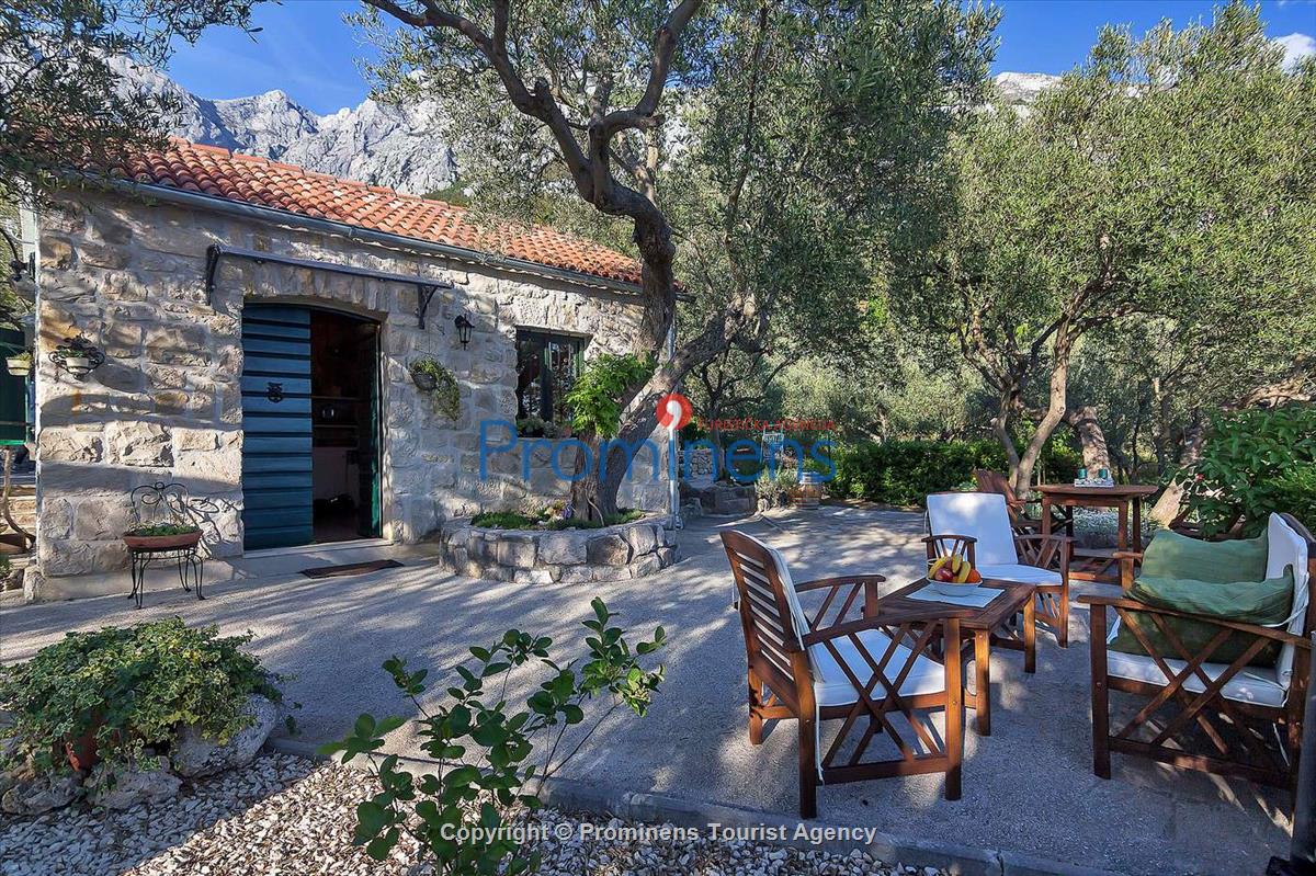 Ferienhaus Dora mit Whirlpool Makarska