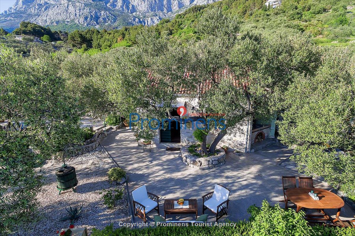 Ferienhaus Dora mit Whirlpool Makarska