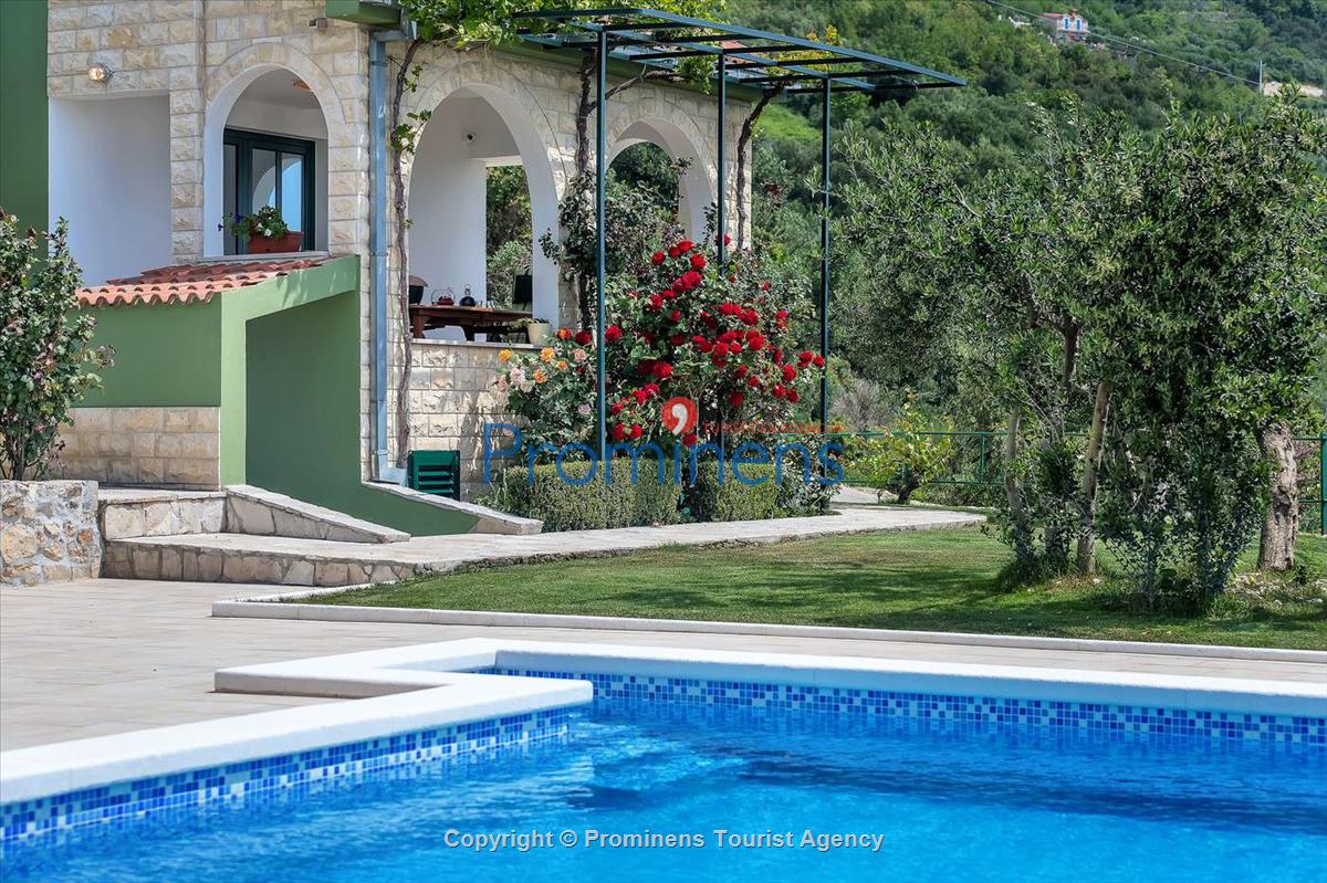 Bezaubernde Villa Mendula in Puharici mit beheiztem Infinity-Pool - Entspannter Urlaub oberhalb von Makarska, Kroatien