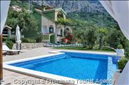 Bezaubernde Villa Mendula in Puharici mit beheiztem Infinity-Pool - Entspannter Urlaub oberhalb von Makarska, Kroatien