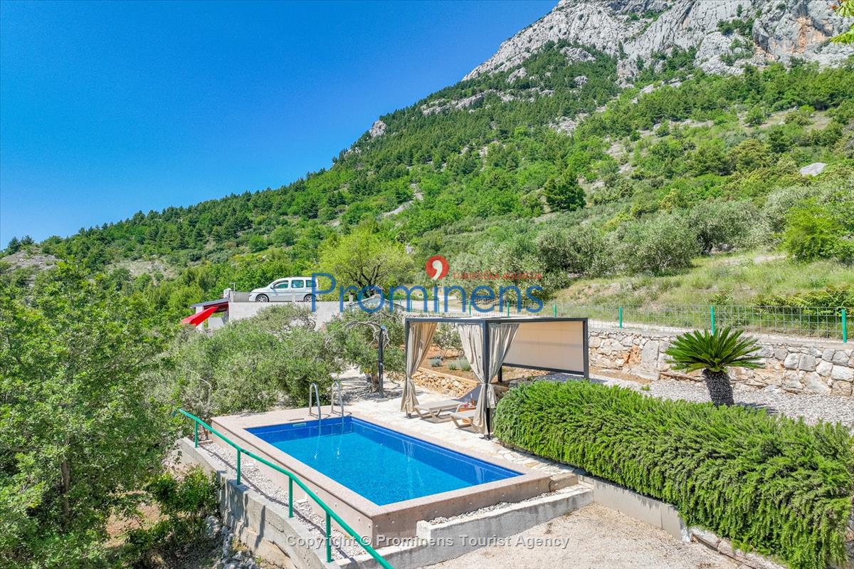 Holiday home Vista Mare with pool and sea view Baska Voda