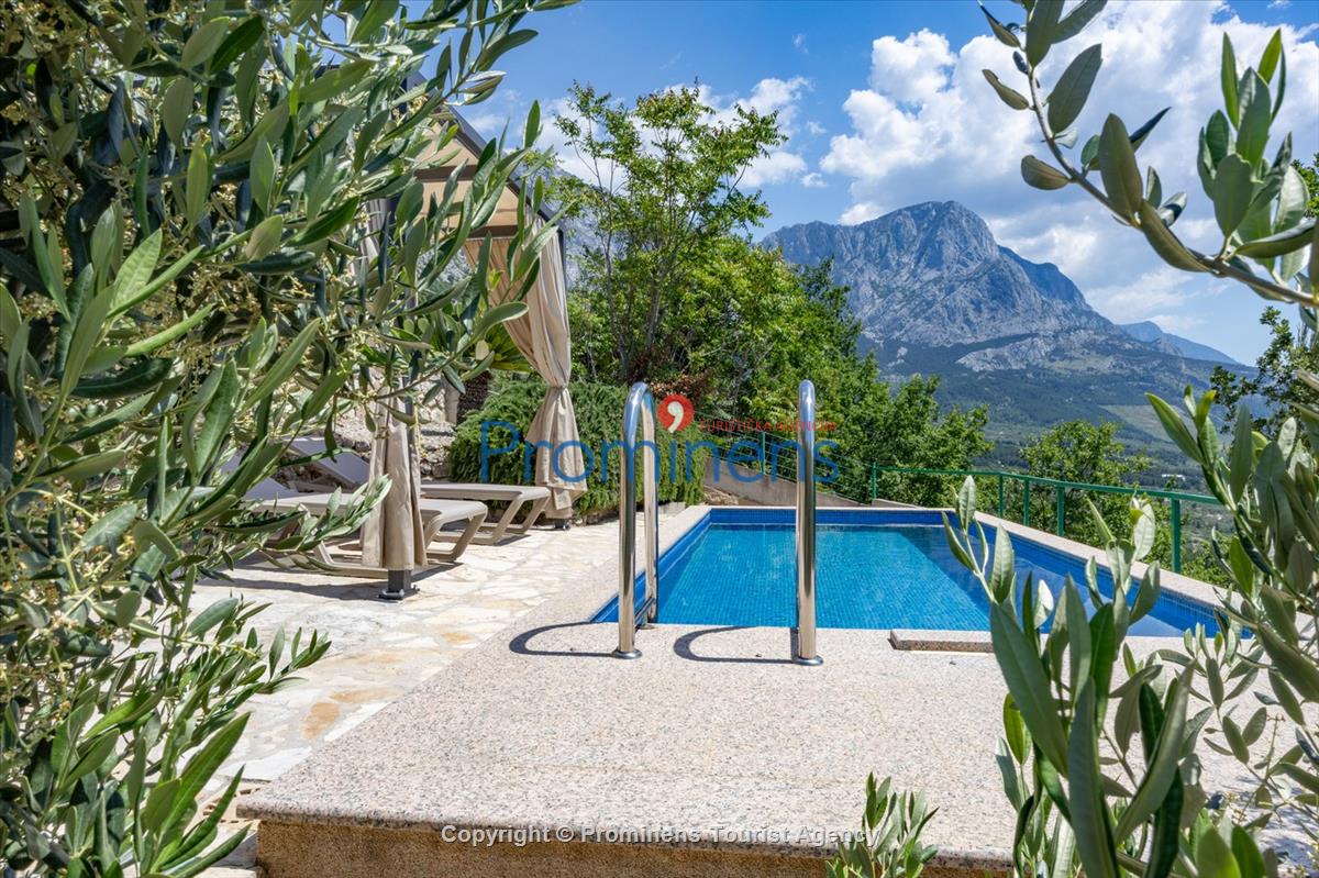 Holiday home Vista Mare with pool and sea view Baska Voda