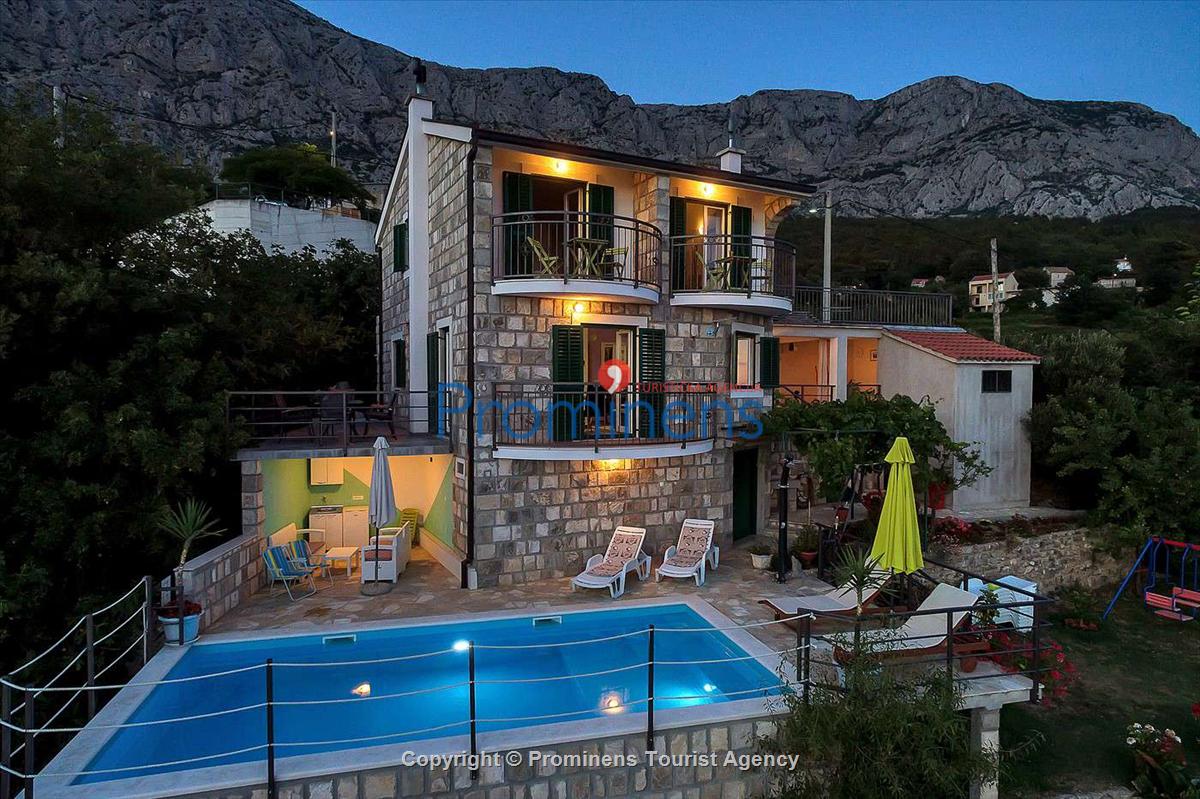 Charmantes Ferienhaus mit Pool und Meerblick in Tučepi - Kroatien an der Makarska Riviera 