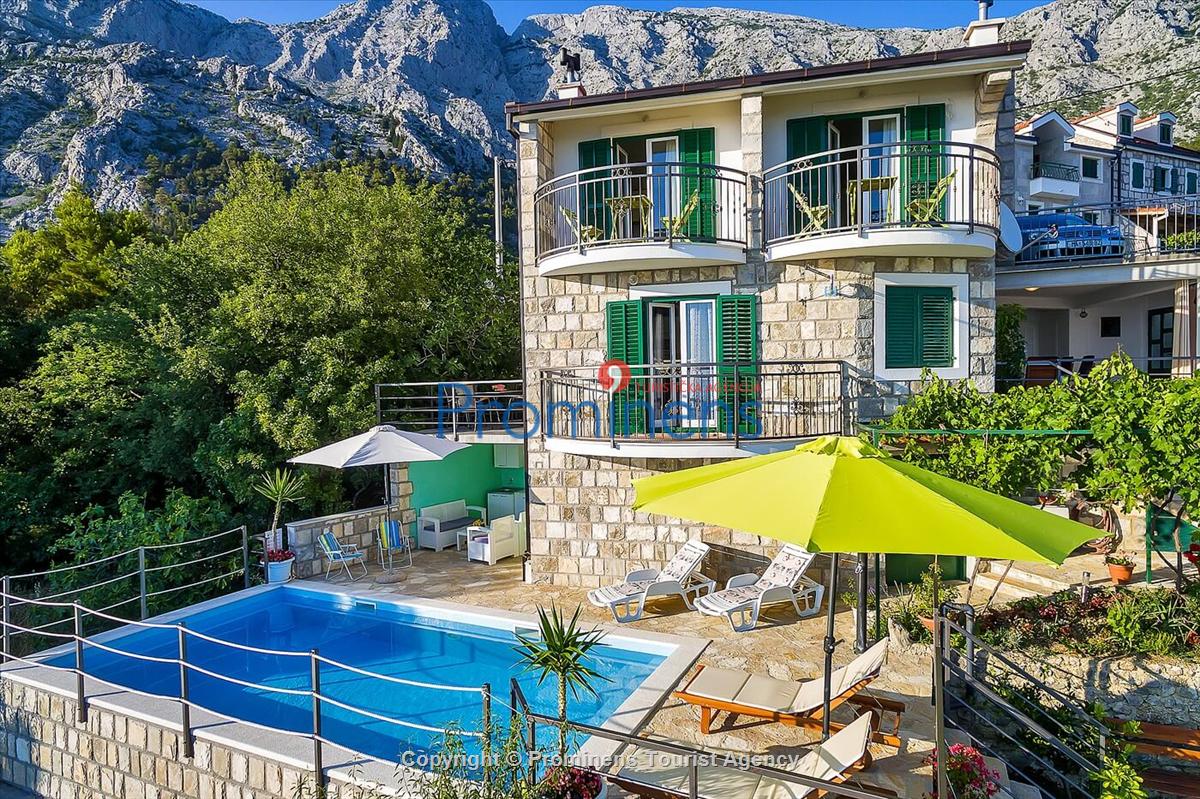 Charmantes Ferienhaus mit Pool und Meerblick in Tučepi - Kroatien an der Makarska Riviera 