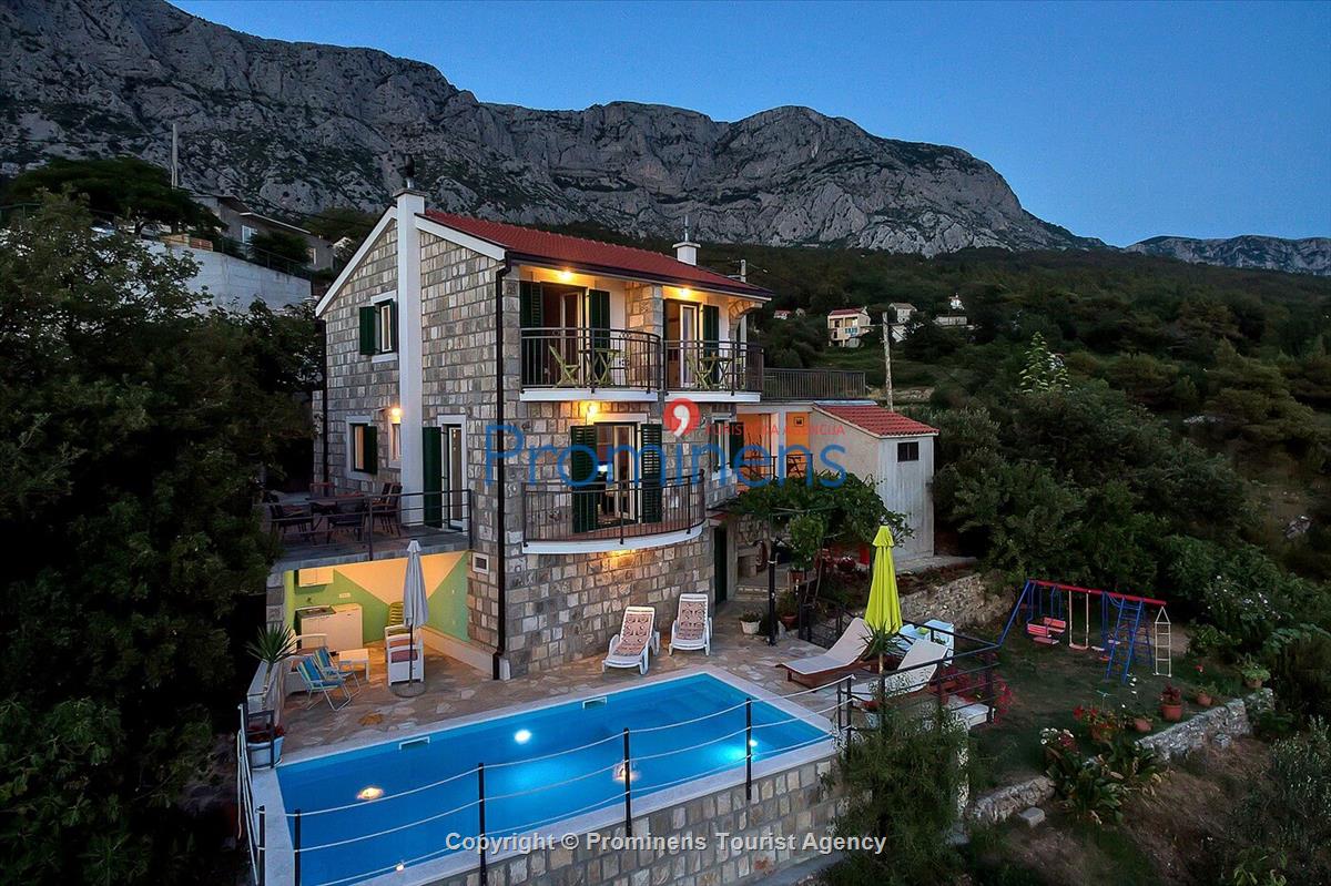 Charmantes Ferienhaus mit Pool und Meerblick in Tučepi - Kroatien an der Makarska Riviera 