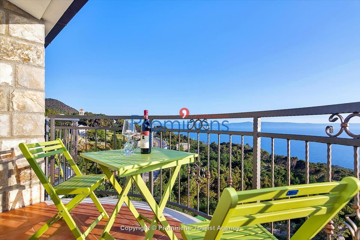 Charmantes Ferienhaus mit Pool und Meerblick in Tučepi - Kroatien an der Makarska Riviera 