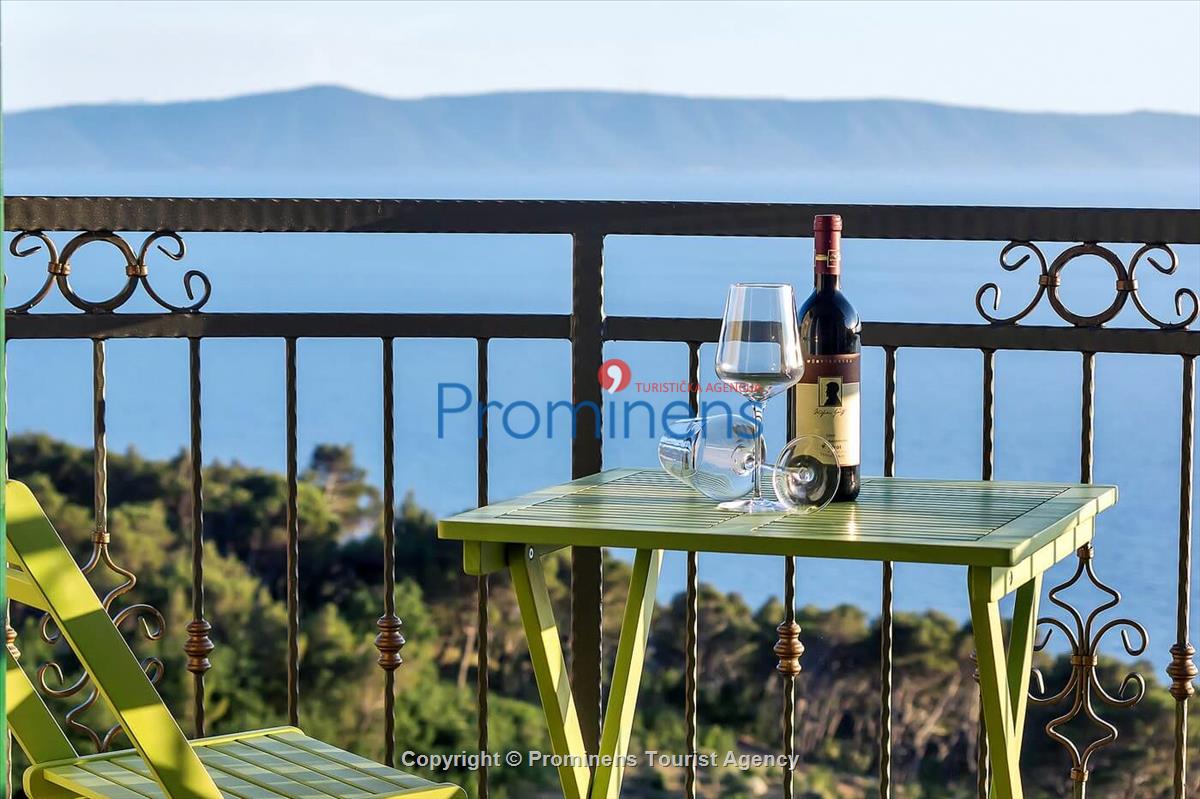 Charmantes Ferienhaus mit Pool und Meerblick in Tučepi - Kroatien an der Makarska Riviera 