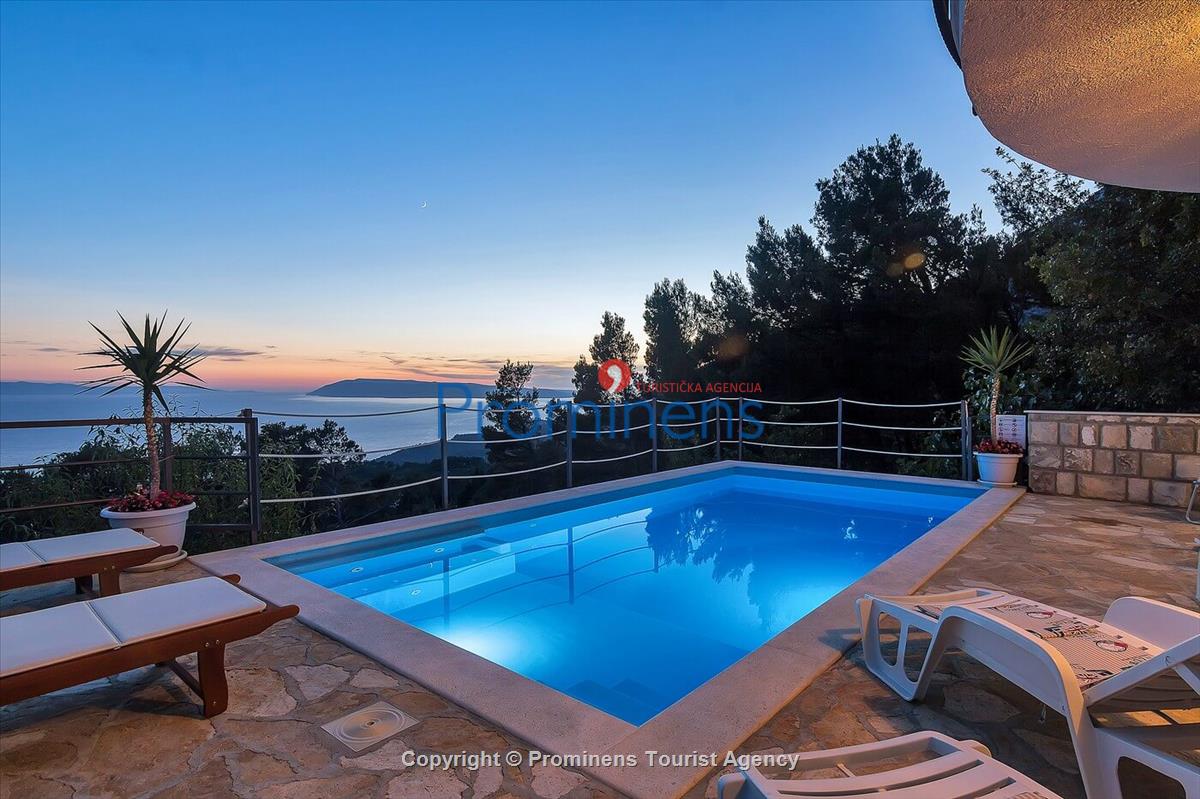 Charmantes Ferienhaus mit Pool und Meerblick in Tučepi - Kroatien an der Makarska Riviera 