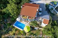 Charmantes Ferienhaus mit Pool und Meerblick in Tučepi - Kroatien an der Makarska Riviera 