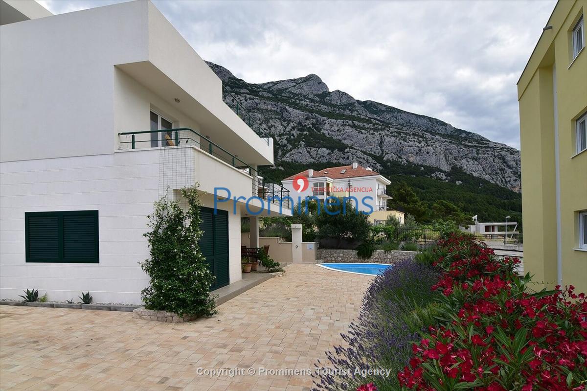 Ferienwohnung Sandra mit Beheiztem Privatpool und Whirlpool in Ruhiger Lage oberhalb von Makarska - Kroatien