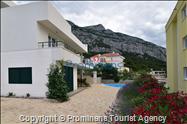 Apartman Sandra sa privatnim bazenom Makarska