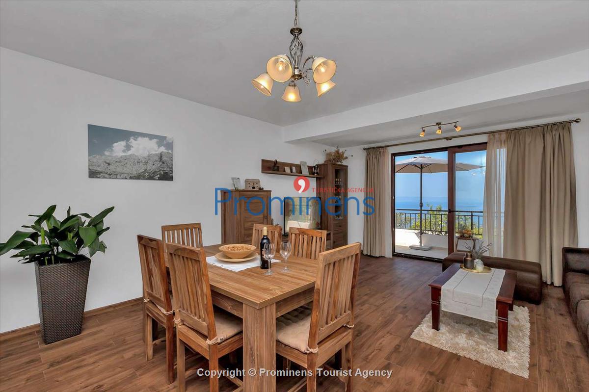 Alleinstehendes Ferienhaus Tome mit Meerblick oberhalb von Makarska