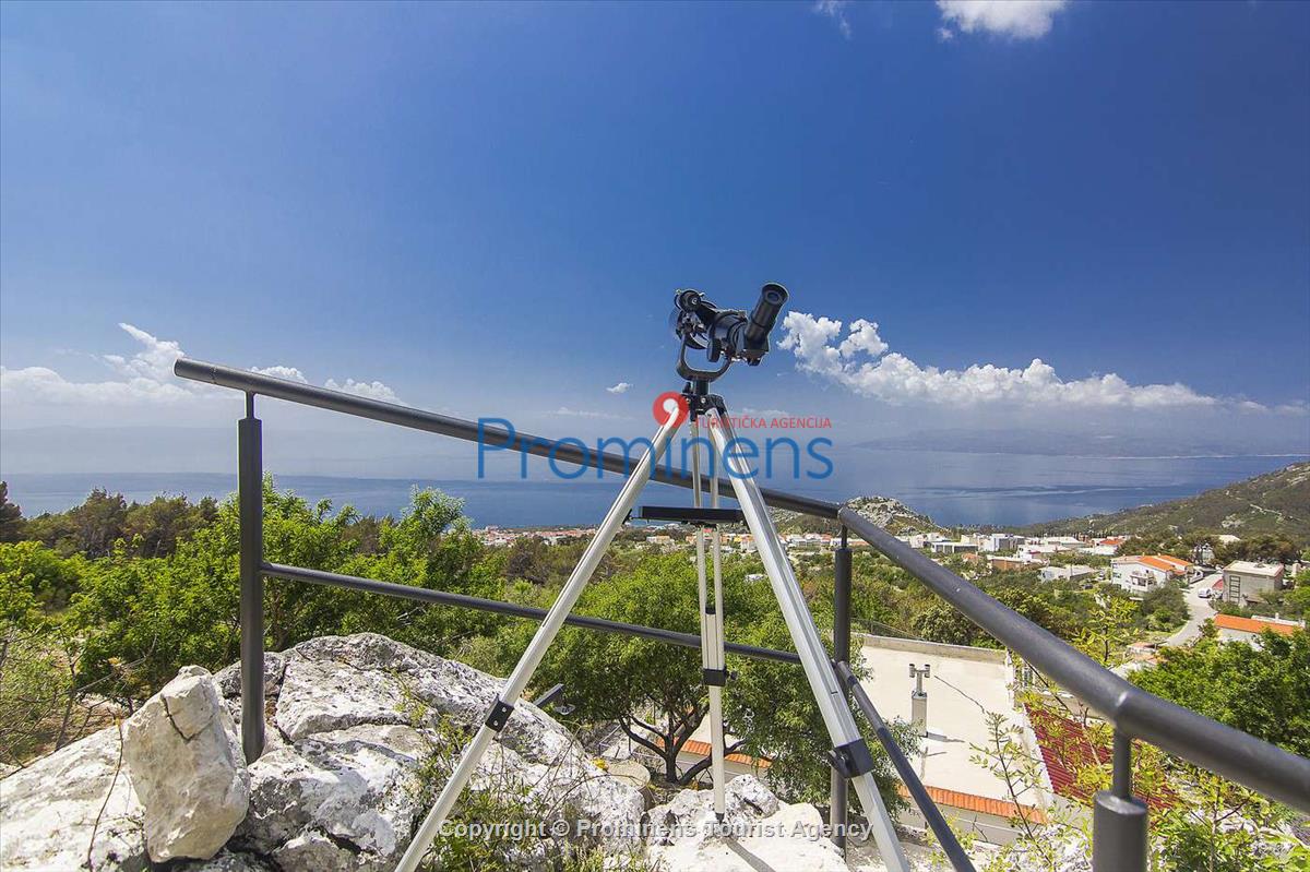 Alleinstehendes Ferienhaus Tome mit Meerblick oberhalb von Makarska