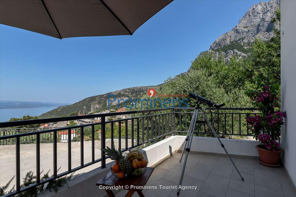 Alleinstehendes Ferienhaus Tome mit Meerblick oberhalb von Makarska