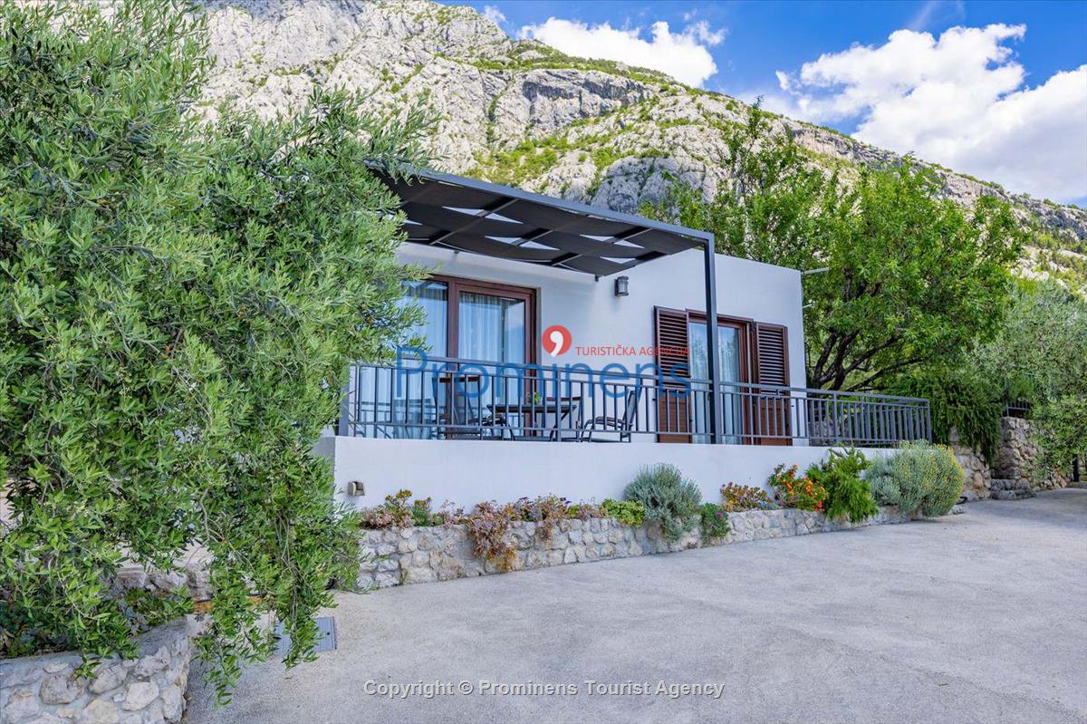 Alleinstehendes Ferienhaus Tome mit Meerblick oberhalb von Makarska