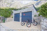 Alleinstehendes Ferienhaus Tome mit Meerblick oberhalb von Makarska