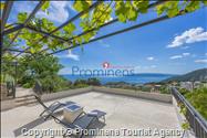 Alleinstehendes Ferienhaus Tome mit Meerblick oberhalb von Makarska
