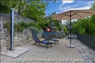 Alleinstehendes Ferienhaus Tome mit Meerblick oberhalb von Makarska