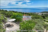 Alleinstehendes Ferienhaus Tome mit Meerblick oberhalb von Makarska