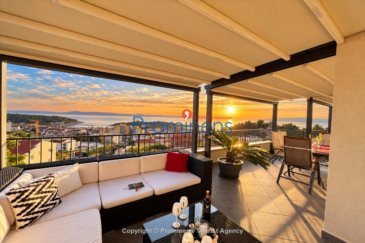 Penthouse apartman s whirlpoolom i pogledom na more, Makarska – 6 gostiju, 3 spavaće sobe