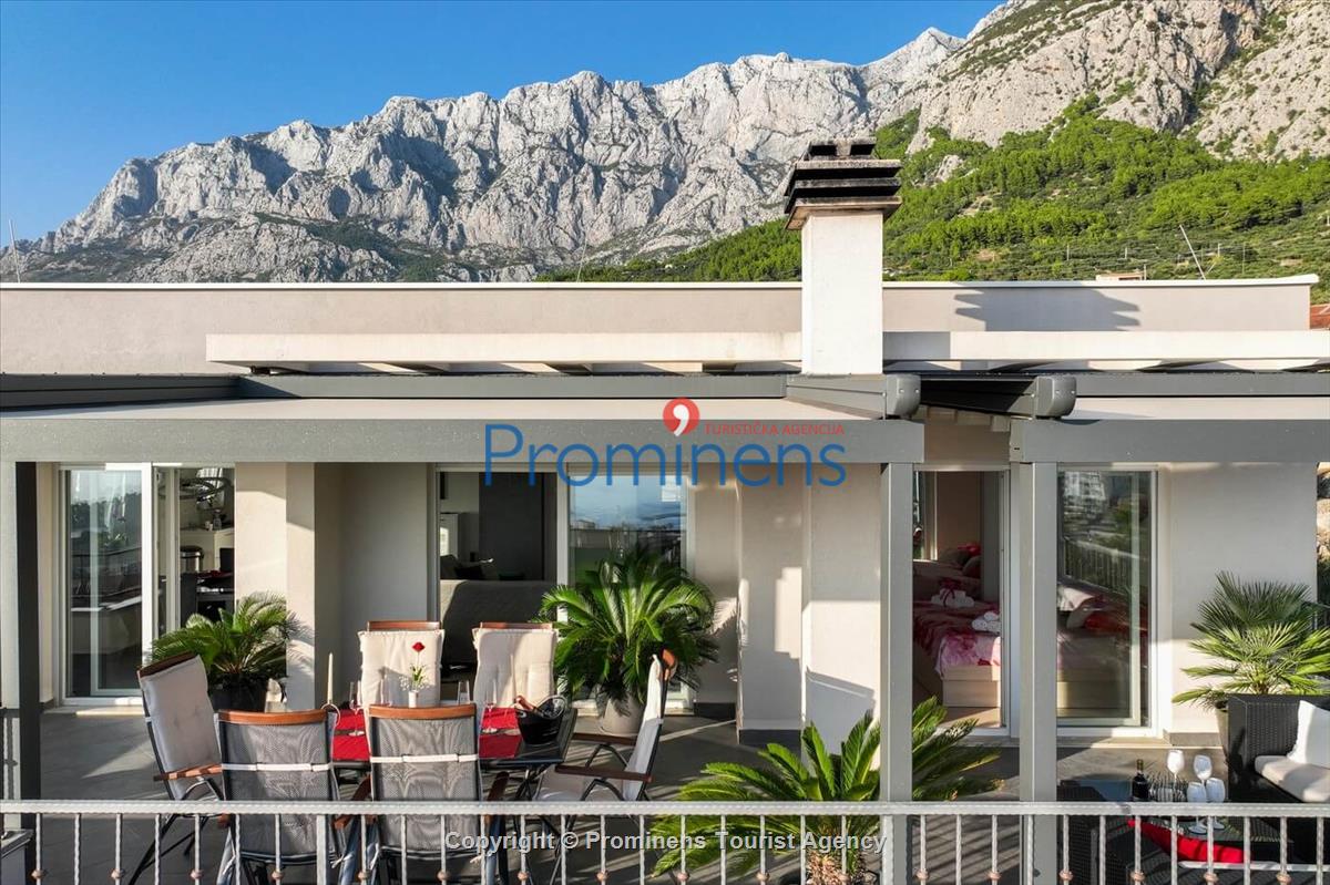 Atemberaubende Penthousewohnung mit Terrasse- Whirlpool und Meerblick in Makarska - 3 Schlafzimmer-2 Badezimmer