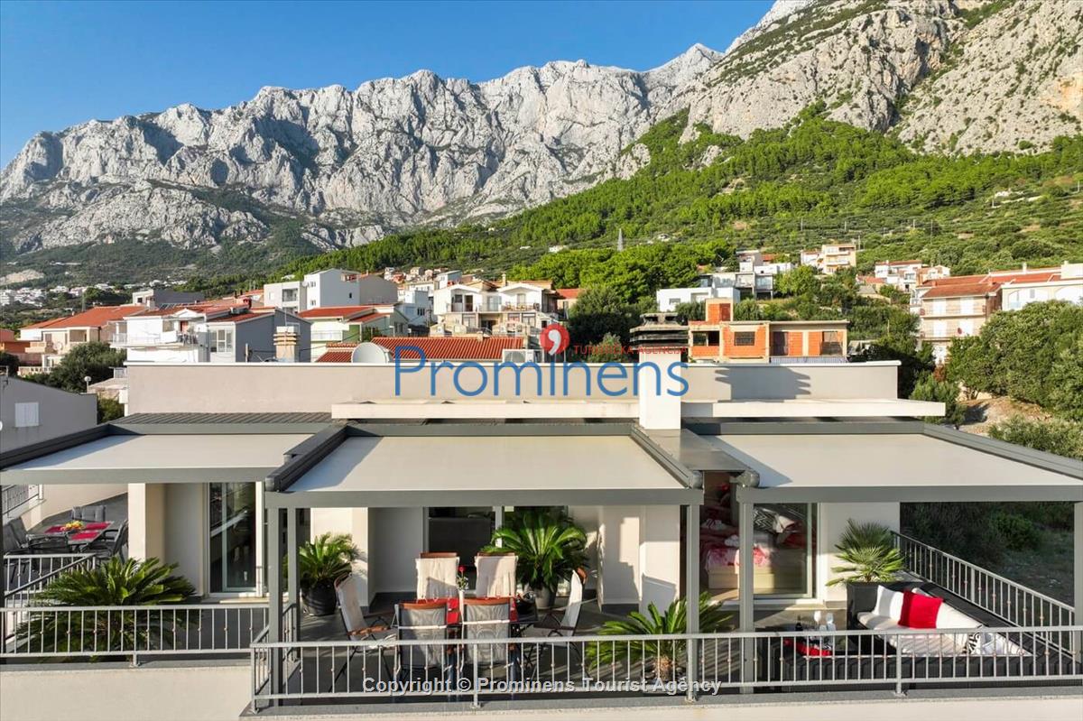 Atemberaubende Penthousewohnung mit Terrasse- Whirlpool und Meerblick in Makarska - 3 Schlafzimmer-2 Badezimmer