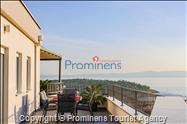 Atemberaubende Penthousewohnung mit Terrasse- Whirlpool und Meerblick in Makarska - 3 Schlafzimmer-2 Badezimmer