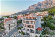 Atemberaubende Penthousewohnung mit Terrasse- Whirlpool und Meerblick in Makarska - 3 Schlafzimmer-2 Badezimmer