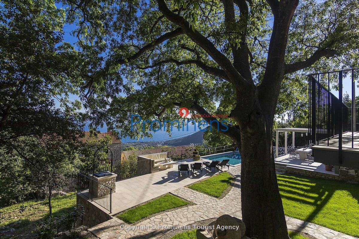 Ferienhaus Kostela mit Pool Zaostrog Makarska Riviera