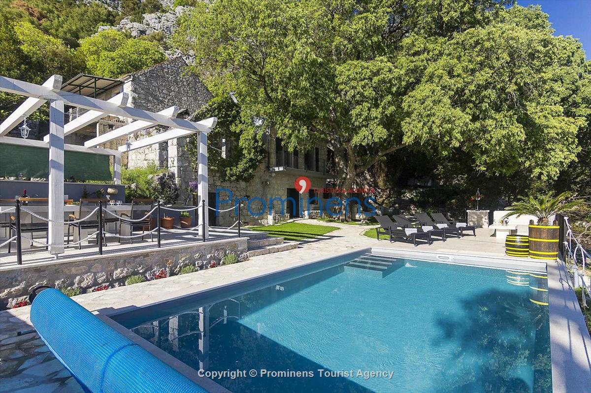 Ferienhaus Kostela mit Pool Zaostrog Makarska Riviera